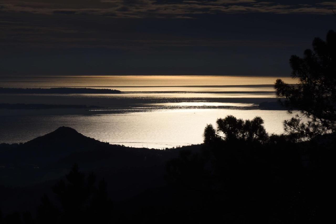 Villa Ormarine, Vue Exceptionnelle Sur La Baie De Cannes Et Le Mercantour Les Adrets-de-l'Esterel Εξωτερικό φωτογραφία